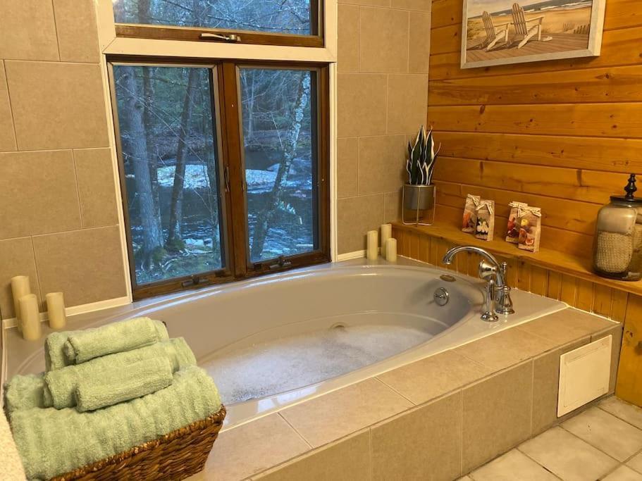 Peaceful Gateway To Island Creek Cottage East Stroudsburg Esterno foto